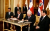 presidente-martinelli-firma-costarica presidente-martinelli-firma-costarica