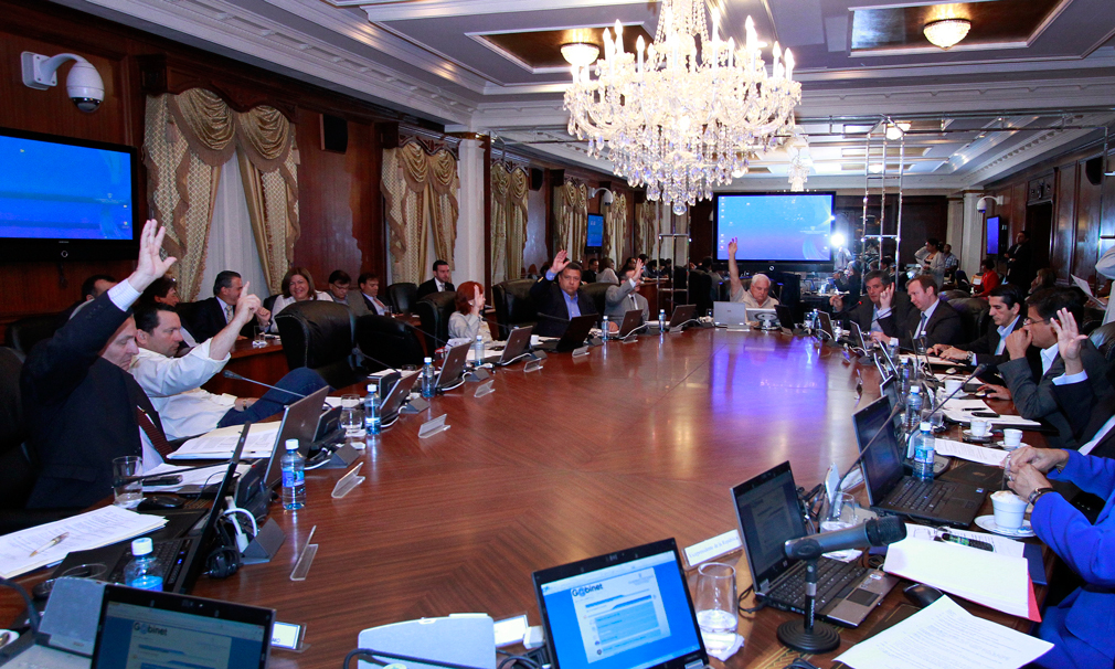 El Consejo de Gabinete aprobó el nombramiento de Hernán Antonio De León