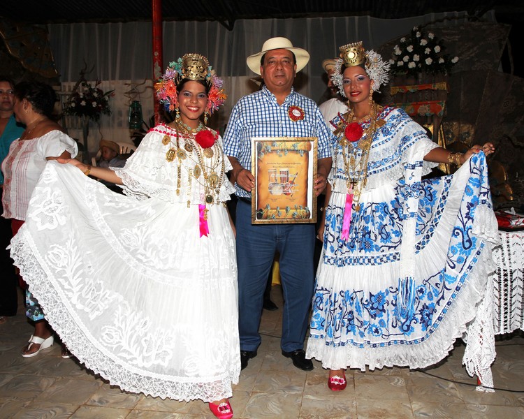 H.D. Héctor Aparicio El Sitio y Centro de Prensa