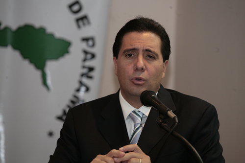 develacion3.jpg develacion3.jpg