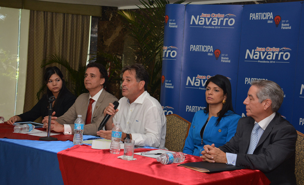 Gerardo Solís, Juan Carlos Navarro, Angélica Maytín, Eloy Alfaro