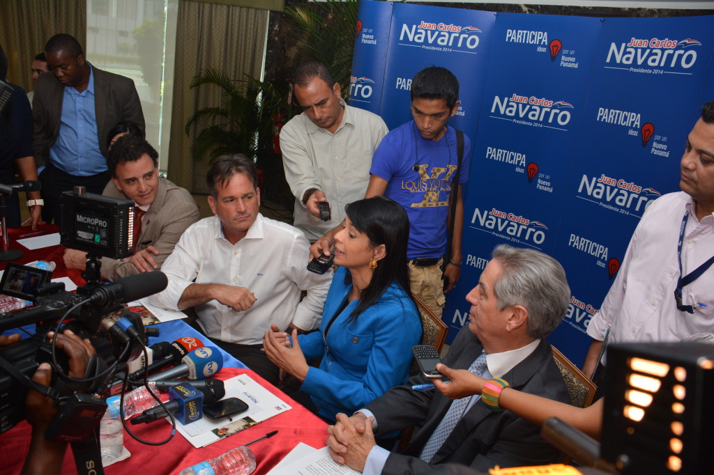 Gerardo Solís, Juan Carlos Navarro, Angélica Maytín, Eloy Alfaro